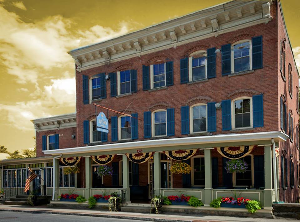 Front outdoor exterior view of The 1850 House Inn & Tavern